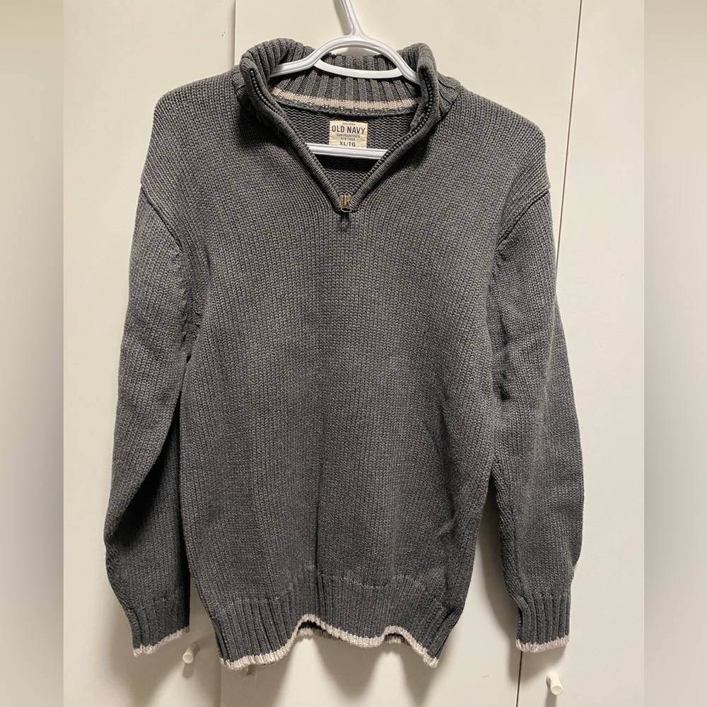 Old Navy zipper Up